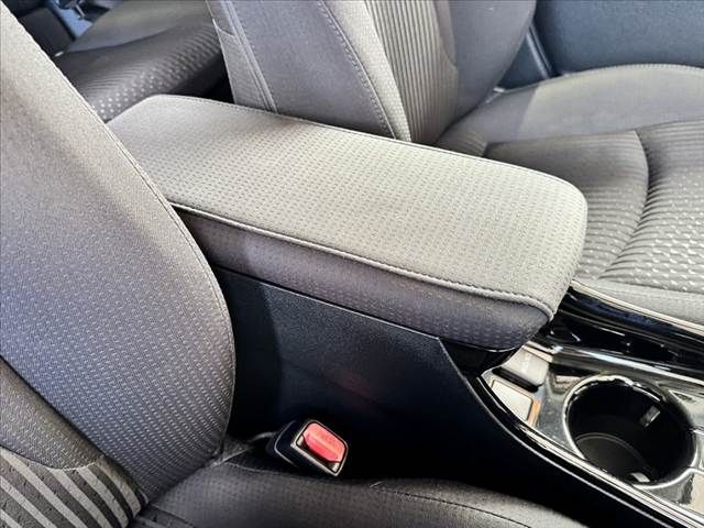 TOYOTA PRIUS 2018 Image 31