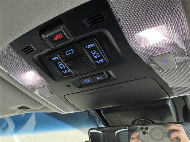 TOYOTA VELLFIRE  HYBRID 4WD 2019 Image 31