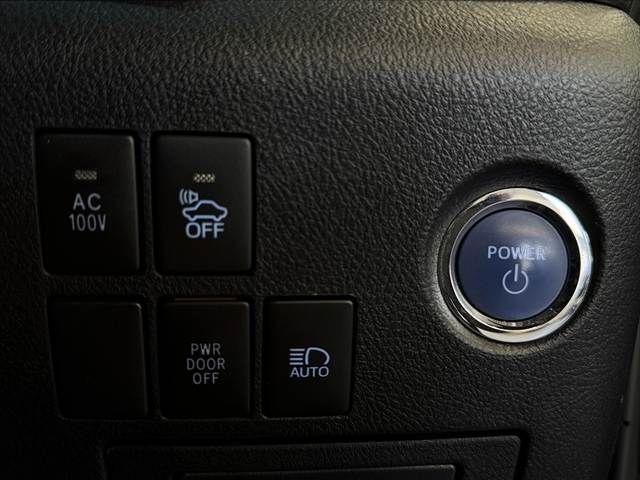 TOYOTA VELLFIRE  HYBRID 4WD 2019 Image 31