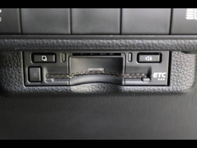 TOYOTA COROLLA TOURING HYBR 2023 Image 31