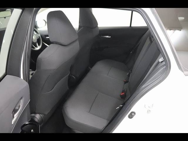 TOYOTA COROLLA TOURING HYBR 2023 Image 31