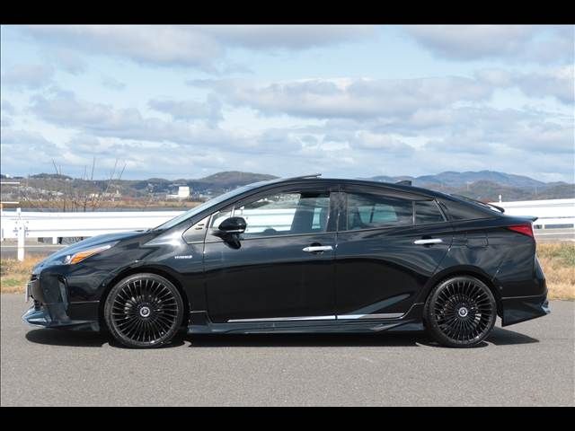 TOYOTA PRIUS 2019 Image 31