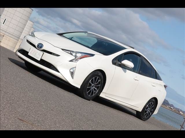 TOYOTA PRIUS 2017 Image 31