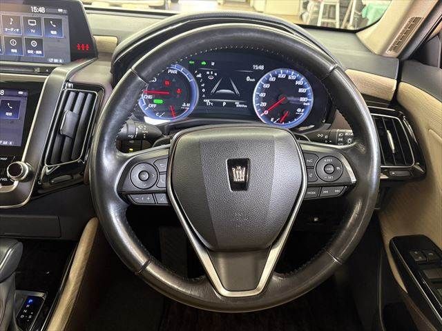 TOYOTA CROWN SEDAN HYBRID 2018 Image 31