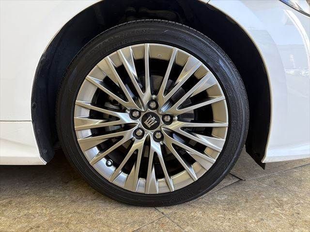 TOYOTA CROWN SEDAN HYBRID 2018 Image 31