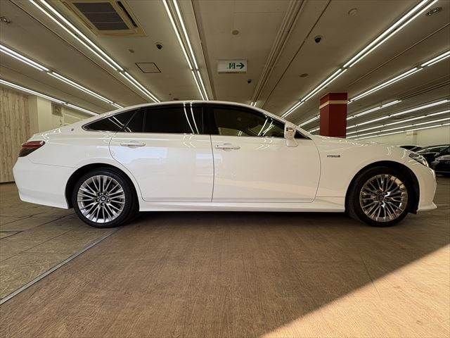 TOYOTA CROWN SEDAN HYBRID 2018 Image 31