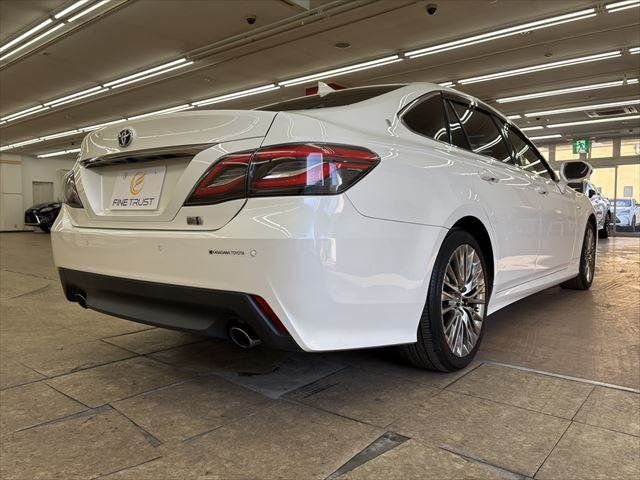 TOYOTA CROWN SEDAN HYBRID 2018 Image 31