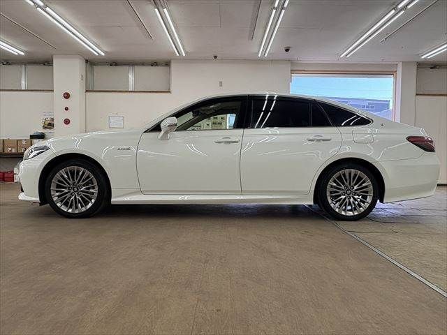 TOYOTA CROWN SEDAN HYBRID 2018 Image 31