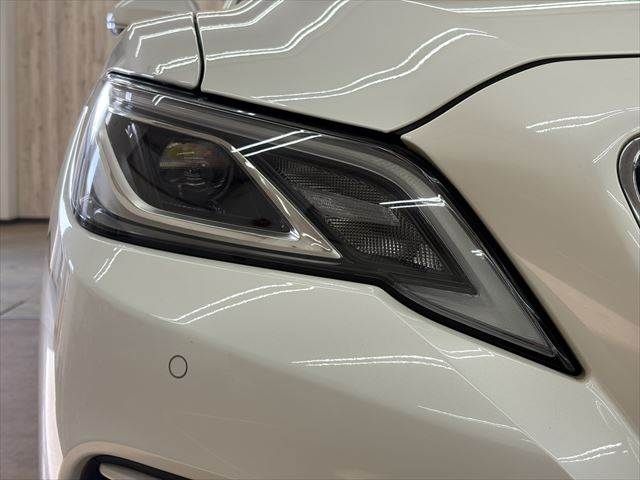 TOYOTA CROWN SEDAN HYBRID 2018 Image 31