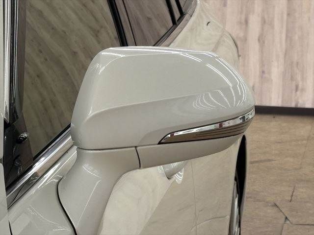 TOYOTA CROWN SEDAN HYBRID 2018 Image 31