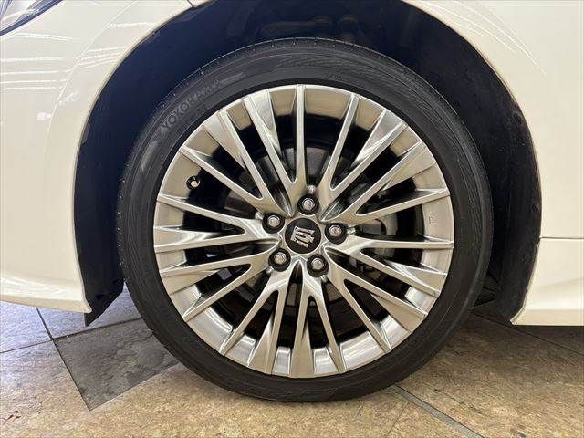 TOYOTA CROWN SEDAN HYBRID 2018 Image 31