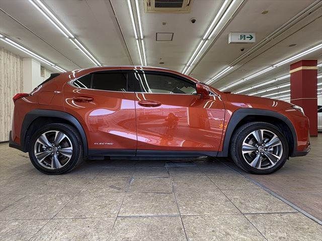 TOYOTA LEXUS UX300E 2021 Image 31