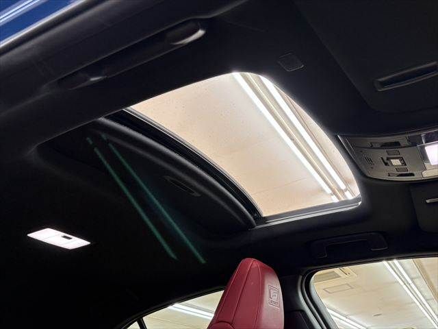 TOYOTA LEXUS UX250H 2018 Image 31