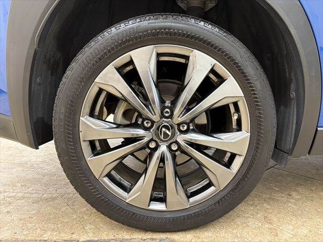 TOYOTA LEXUS UX250H 2018 Image 31