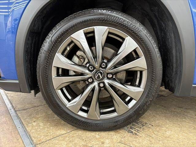 TOYOTA LEXUS UX250H 2018 Image 31