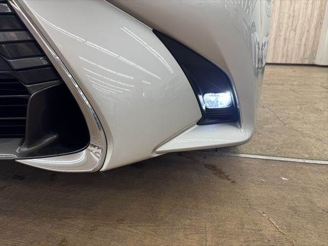 TOYOTA LEXUS GS300H 2016 Image 31