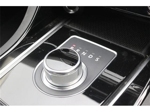 JAGUAR XESERIES 2016 Image 31