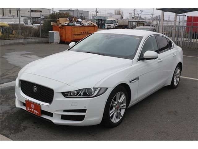 JAGUAR XESERIES 2016 Image 31