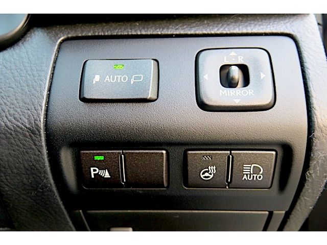 TOYOTA LEXUS LS600H 2013 Image 31