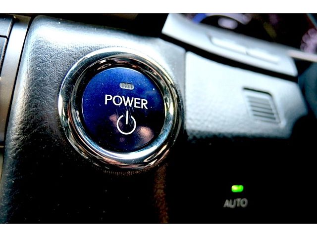 TOYOTA LEXUS LS600H 2013 Image 31