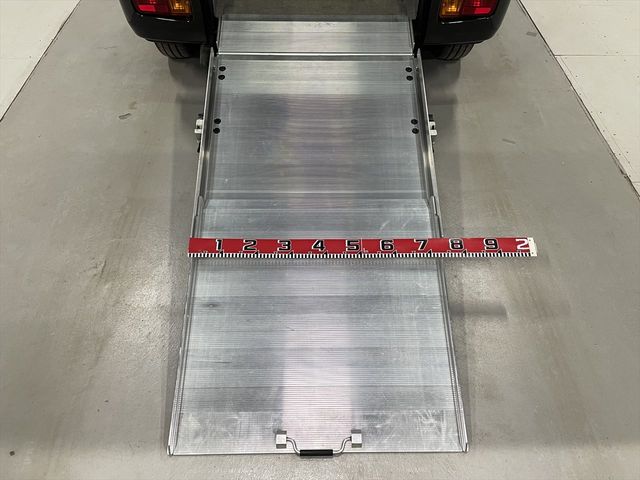 DAIHATSU ATRAI WAGON 4WD 2017 Image 31