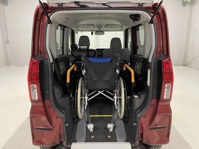 DAIHATSU TANTO 2020 Image 31