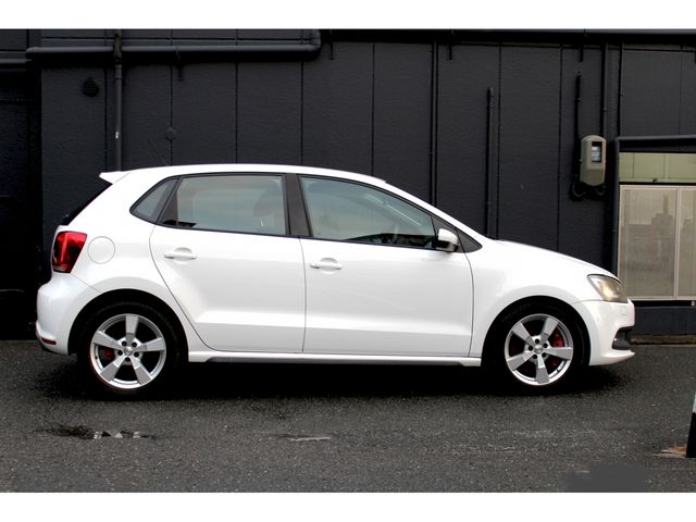 VOLKSWAGEN POLO 2013 Image 31