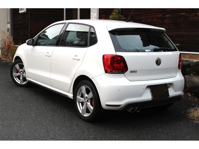 VOLKSWAGEN POLO 2013 Image 31