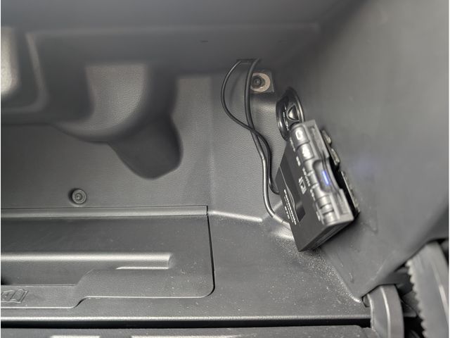 VOLKSWAGEN POLO 2013 Image 31