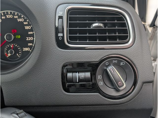 VOLKSWAGEN POLO 2013 Image 31