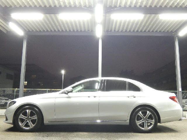 MERCEDES BENZ E CLAS 2019 Image 31