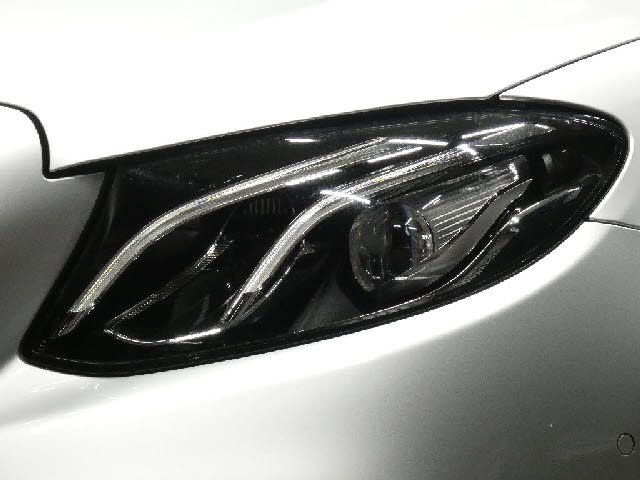 MERCEDES BENZ E CLAS 2019 Image 31