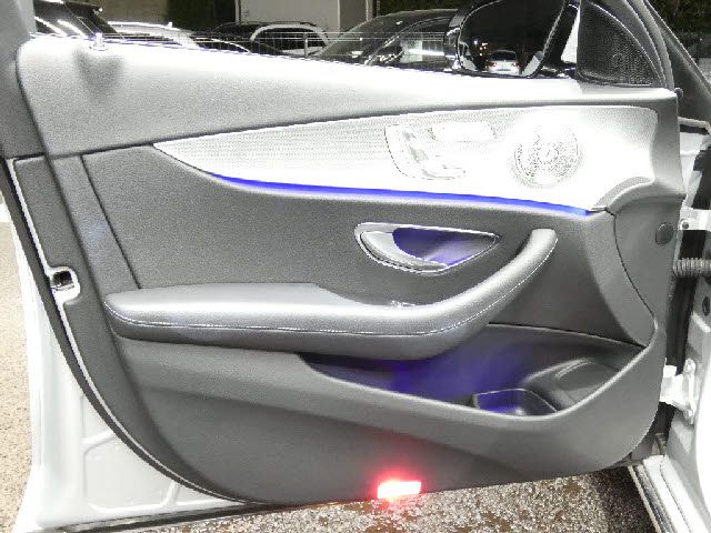 MERCEDES BENZ E CLAS 2019 Image 31