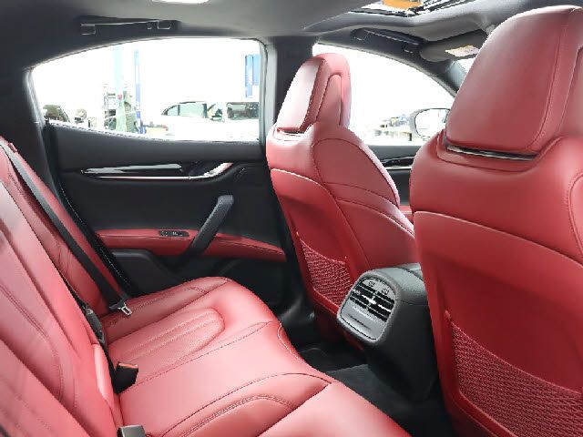 MASERATI GHIBLI SEDA 2018 Image 31