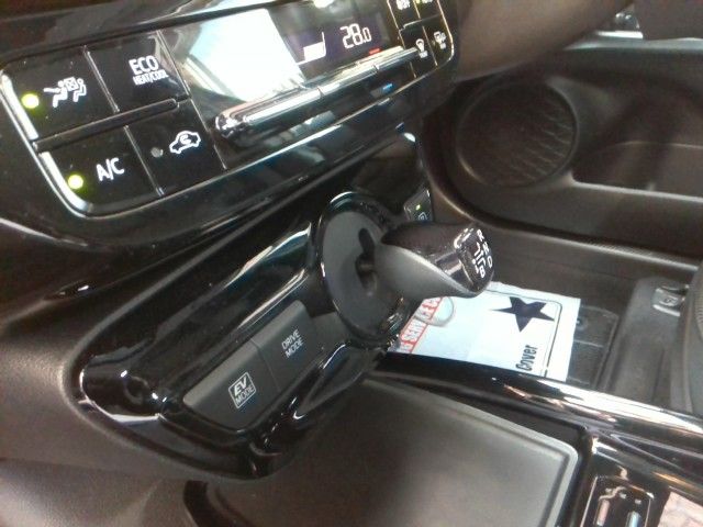 TOYOTA PRIUS 2021 Image 31