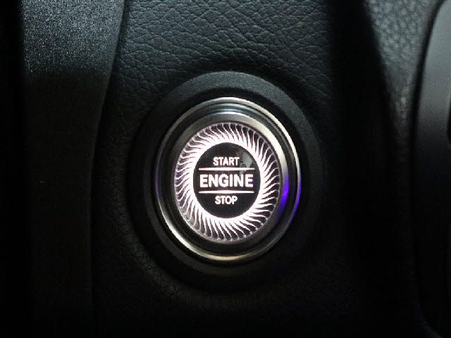 MERCEDES BENZ C CLAS 2019 Image 31