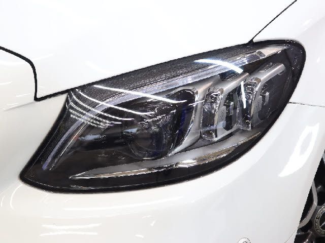 MERCEDES BENZ C CLAS 2019 Image 31