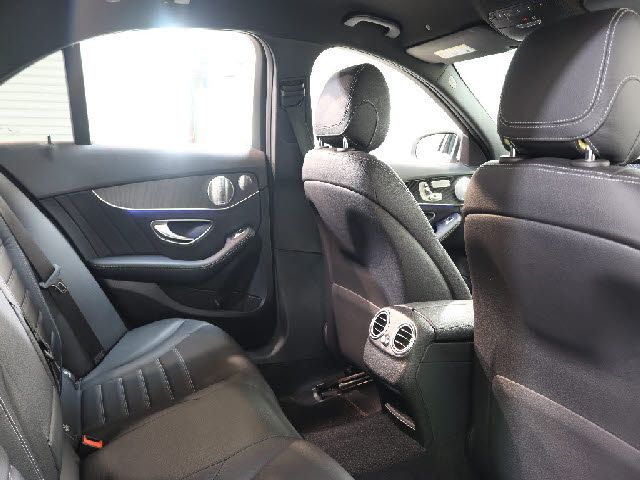 MERCEDES BENZ C CLAS 2018 Image 31