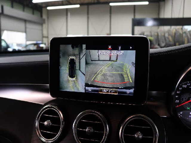 MERCEDES BENZ GLC CL 2018 Image 31