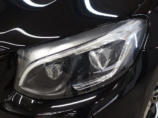 MERCEDES BENZ GLC CL 2018 Image 31