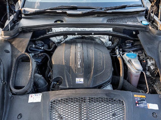 PORSCHE MACAN 2017 Image 31