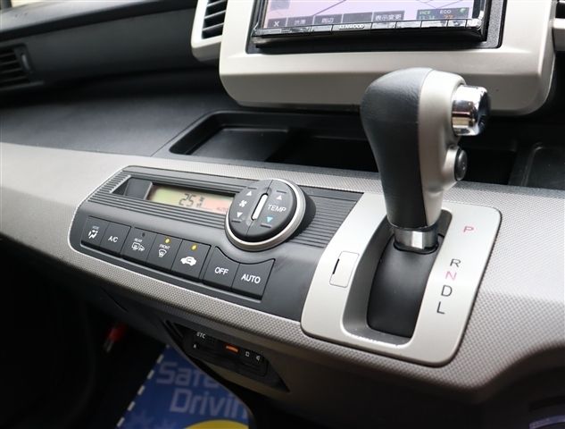 HONDA FREED 2010 Image 31