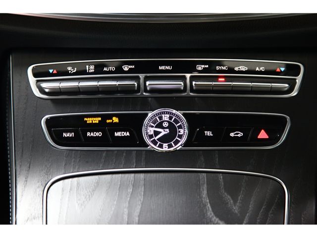 MERCEDES BENZ E CLAS 2017 Image 31