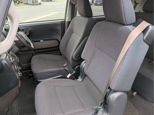 TOYOTA SPADE 2013 Image 31