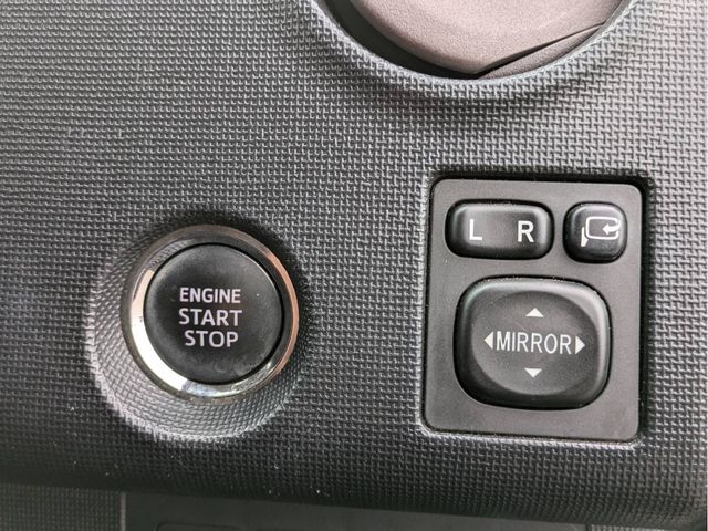 TOYOTA SPADE 2013 Image 31