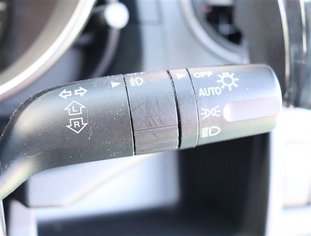 MAZDA PREMACY 2013 Image 31