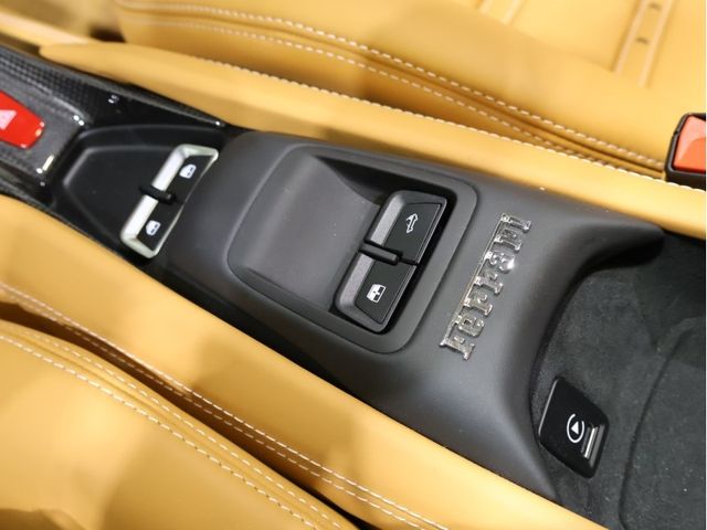 FERRARI F8 SPIDER 2023 Image 31