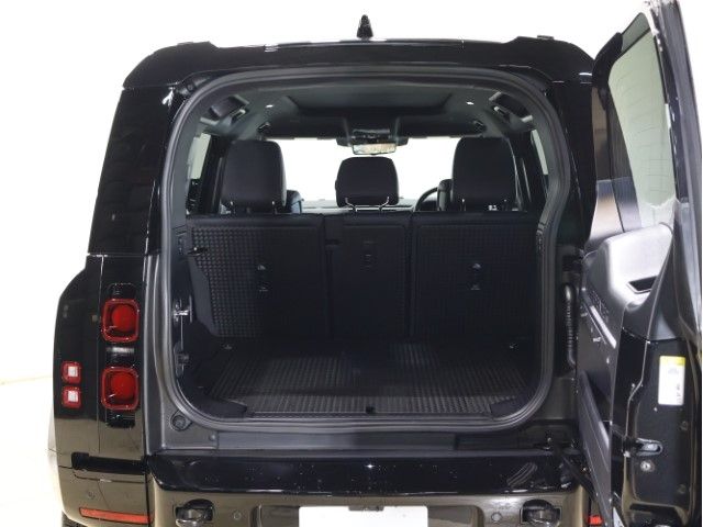 ROVER DEFENDER 2025 Image 31