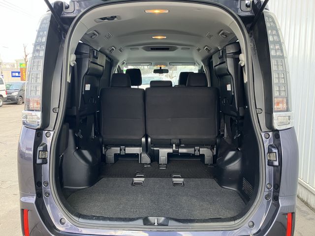 TOYOTA VOXY 4WD 2015 Image 31