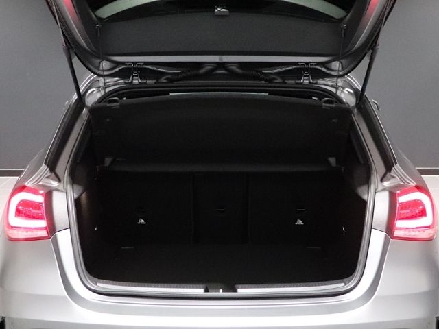 MERCEDES BENZ MERCEDES AMG A CLASS 2019 Image 31